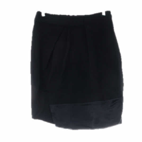 YandKei 블랙 실크혼방 핀턱미니스커트