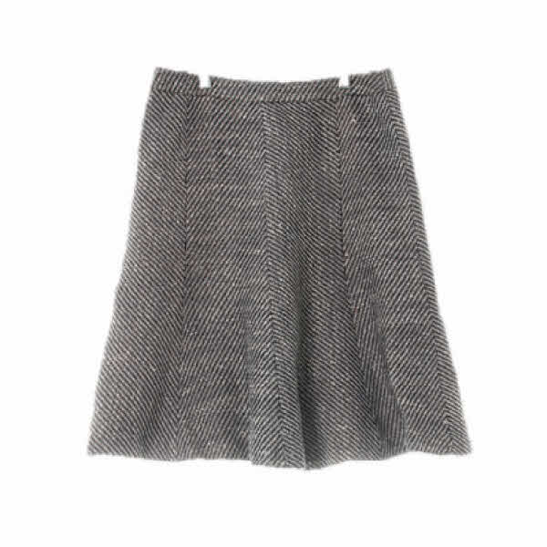 마리끌레르 화이트블랙 스트라이프 면혼방 트위드플레어미디스커트 