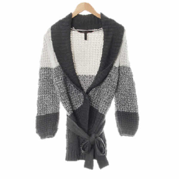 bcbg 쓰리톤그레이 스트라이프 울혼방 원버튼숄카라가디건