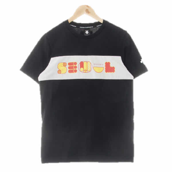 데상트 블랙 프린팅 면혼방 서울소매로고반팔티