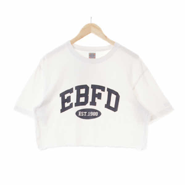 ebbetsfield 화이트 프린팅 면혼방 커브빅텍스트돌돌이크롭반팔티