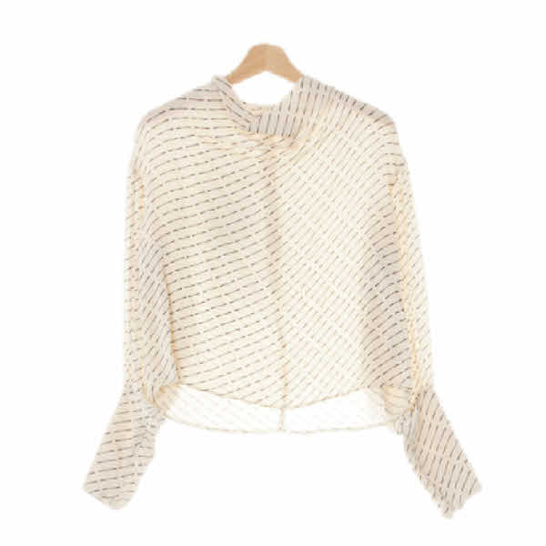 h&m 아이보리 사선레터링패턴 드레이프실키블라우스