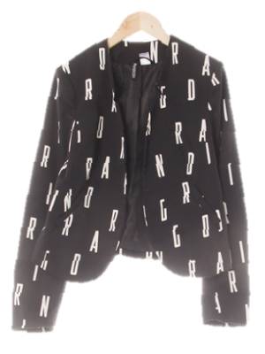 h&m 블랙 알파벳패턴 슬림오픈숏자켓