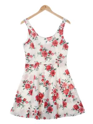 h&m 화이트 장미패턴 딥유넥민소매플레어원피스