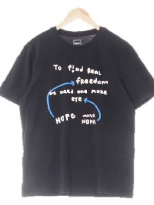 네파 블랙 화살표프린팅 면혼방 라운드반팔티
