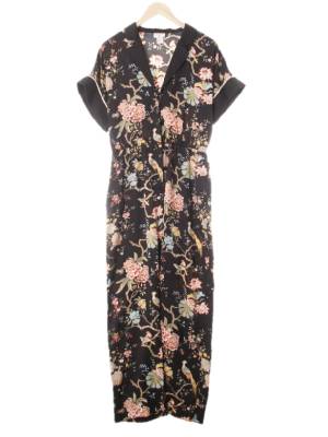 h&m 블랙 플라워패턴 소매롤업반팔실키점프수트