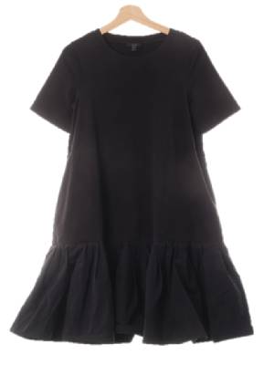 cos 블랙 면혼방 절개라인하단플레어원피스